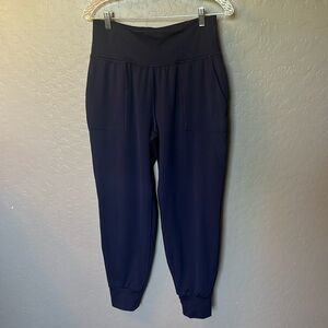 GAPFit women’s navy Eclipse Jogger, size S. EUC